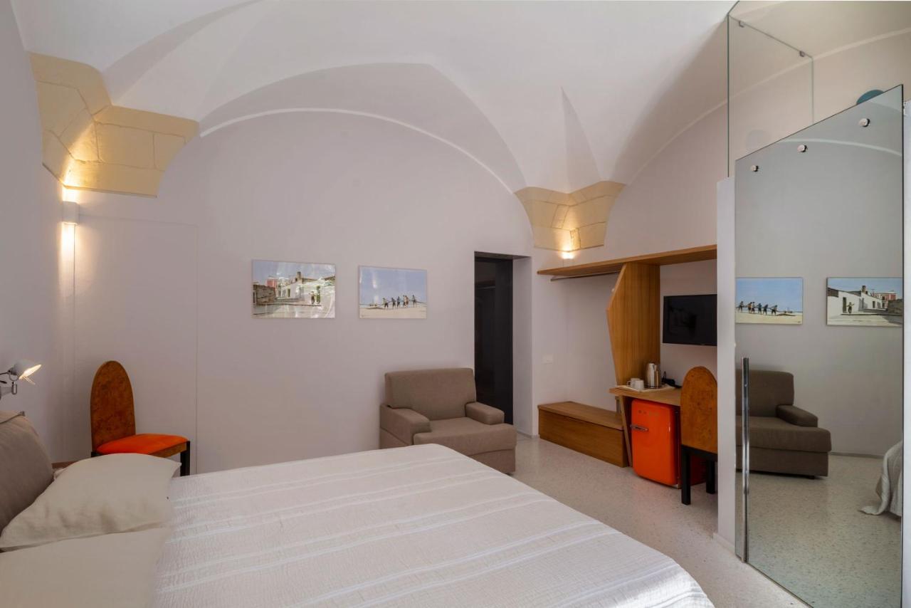 Dimora Storica Muratore Bed & Breakfast Lecce Exterior photo